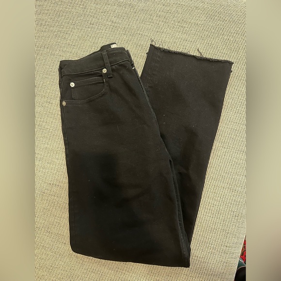 Everlane The Way High Jean - Black, frayed hem - Picture 3 of 11